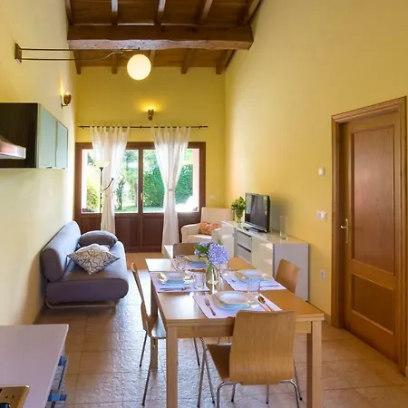 アパート El Guindal タピア・デ・カサリエゴ